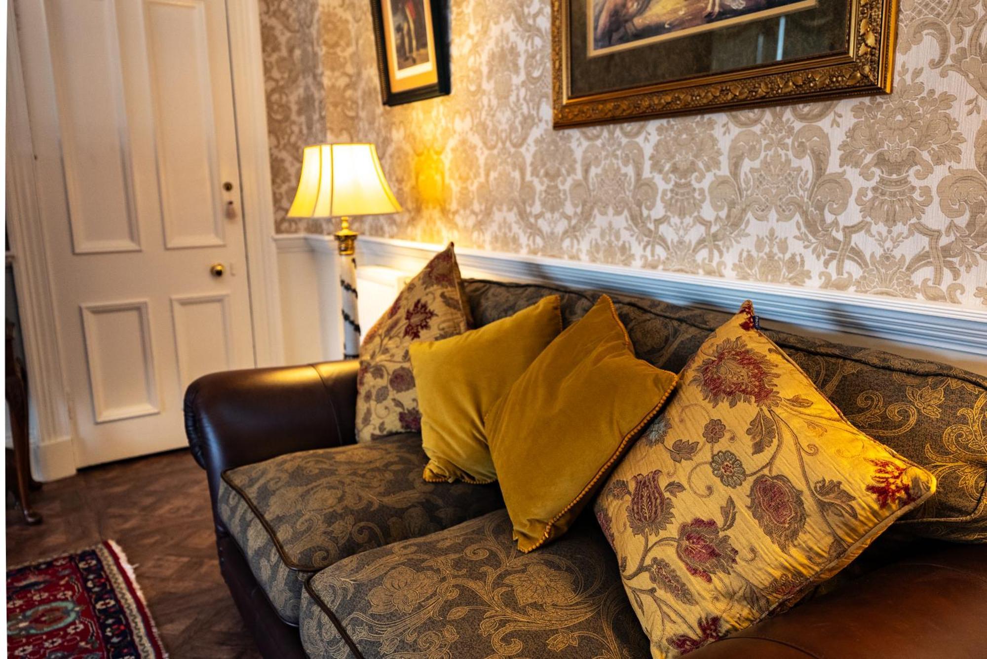 The Townhouse Ayr - Luxury B&B - Adults Only Extérieur photo