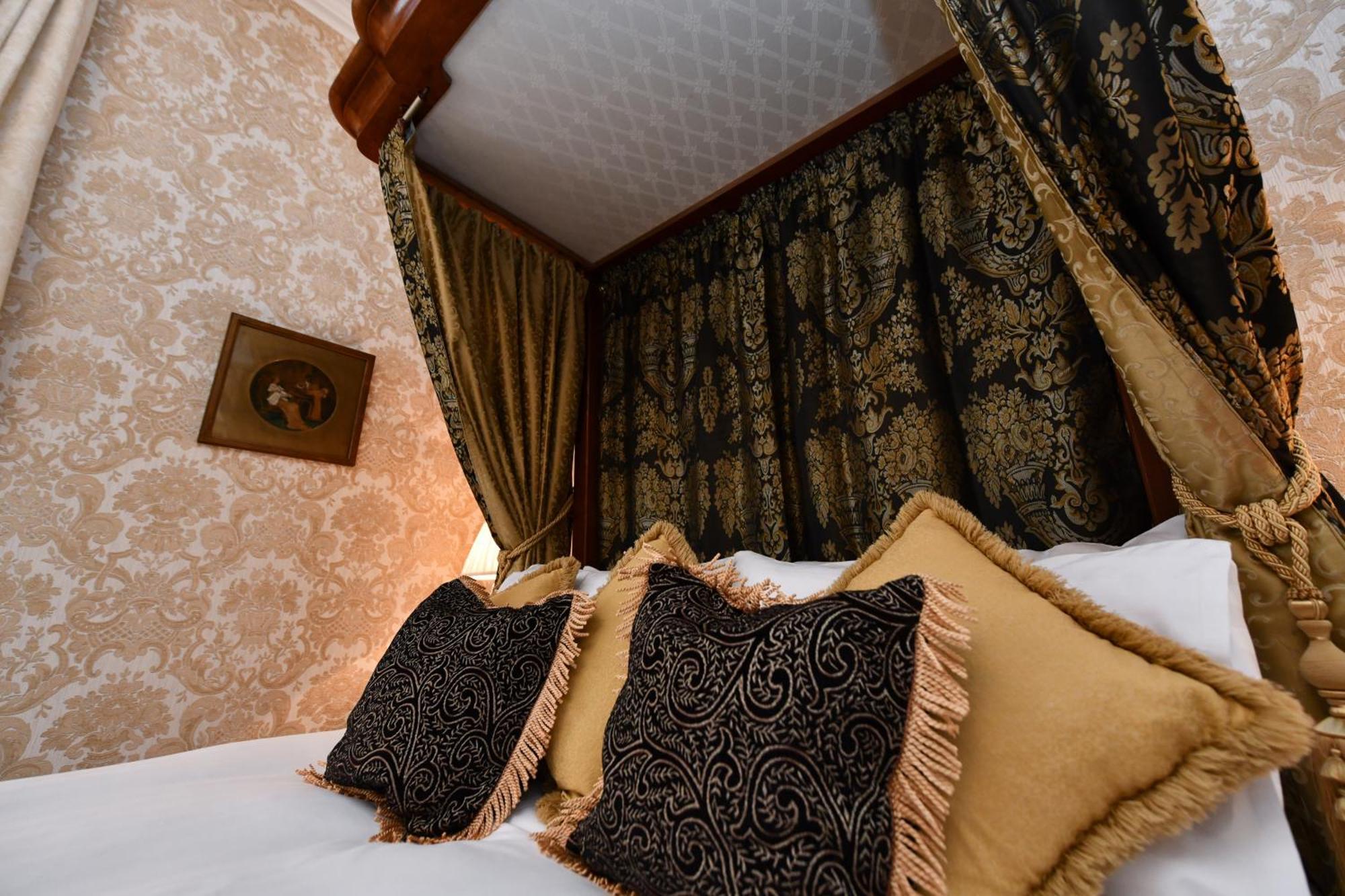The Townhouse Ayr - Luxury B&B - Adults Only Extérieur photo